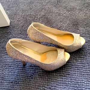 AldoGold Shining Heels Size 7